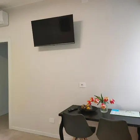 Appartement 1 & 2 *